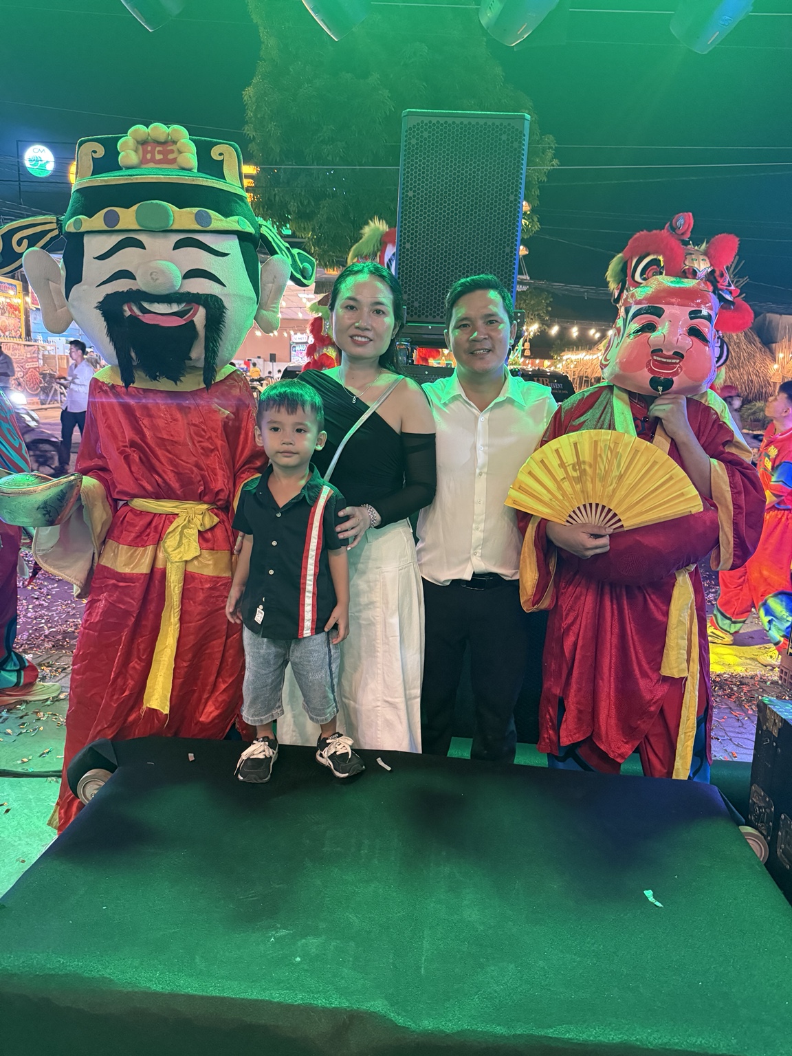 Hoạt động thực tế cùng khách hàng